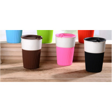 Customized bone china travel mugs with lid and sleeve in different color